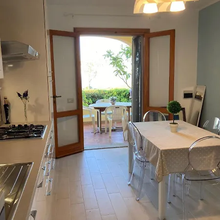 Lejlighed Casa L'oleandro Rosa Isola Rossa (Sassari)